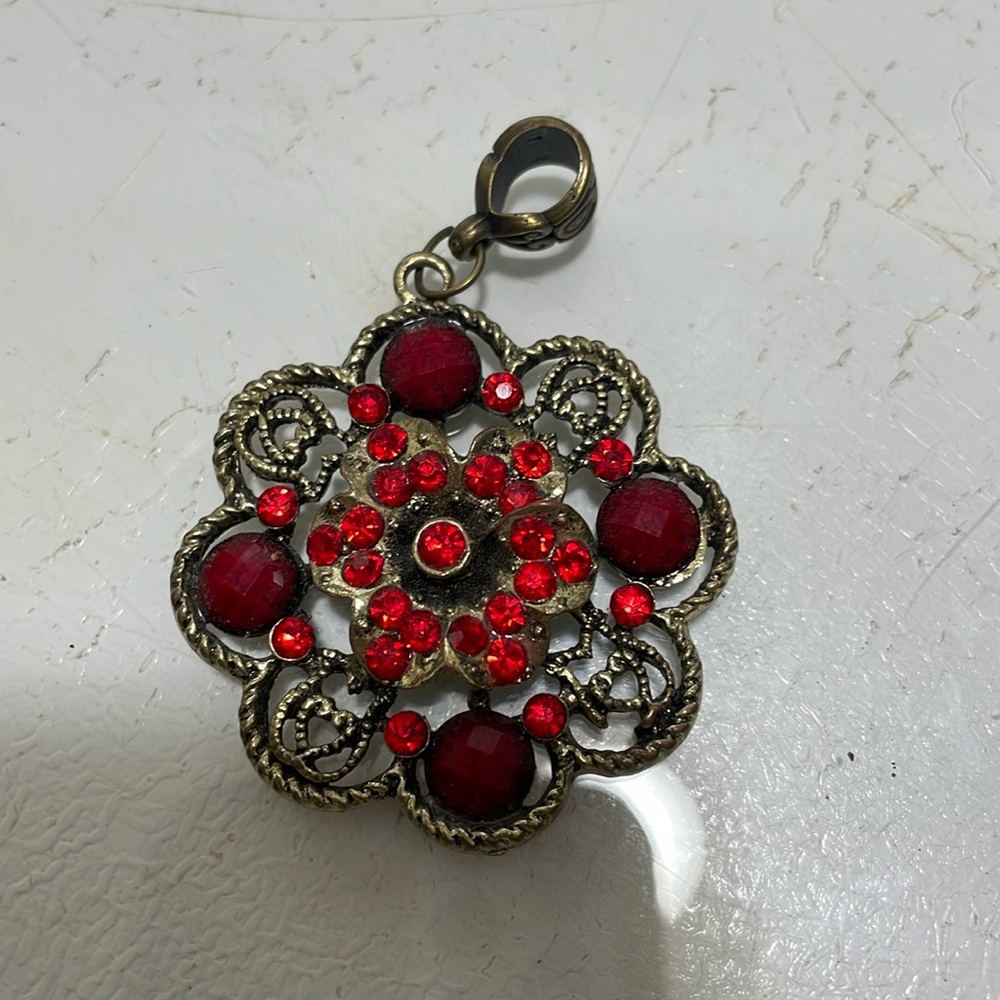 Pendant